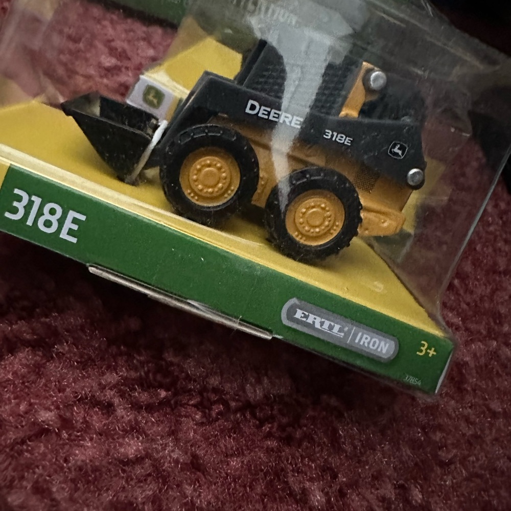 John Deere Kid's Farm Toy Set - Picture 4 of 4